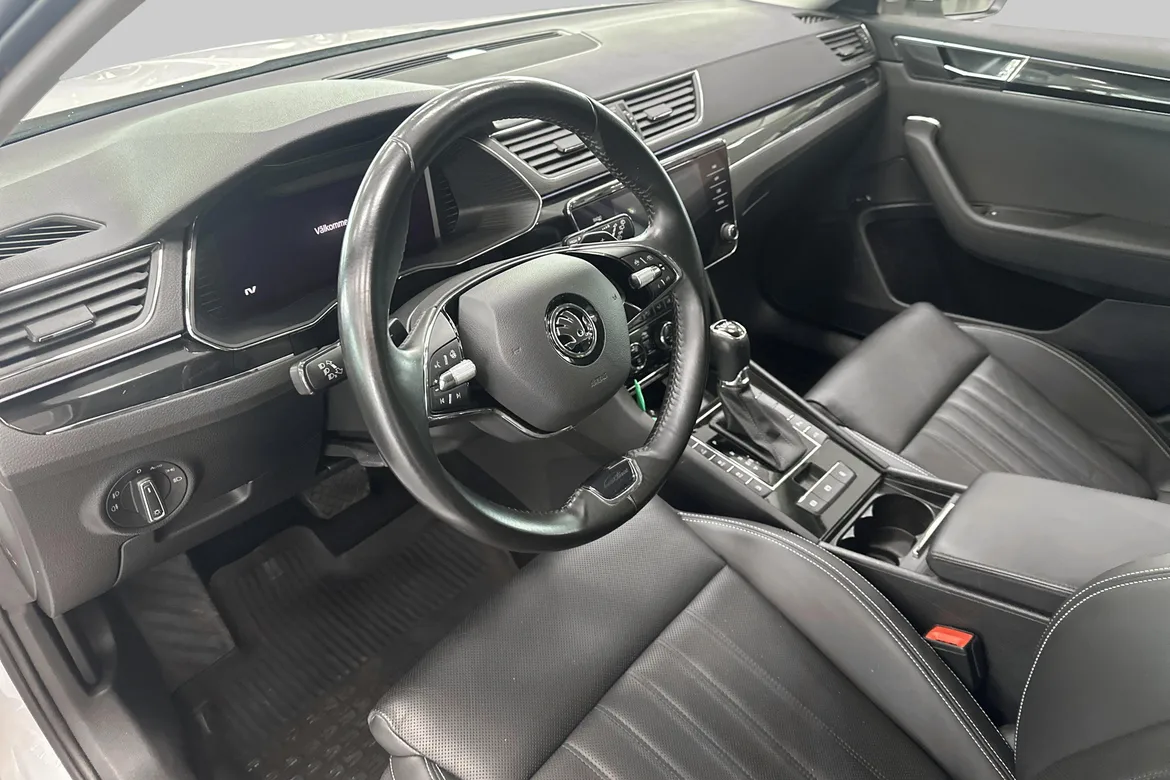 picture of a car