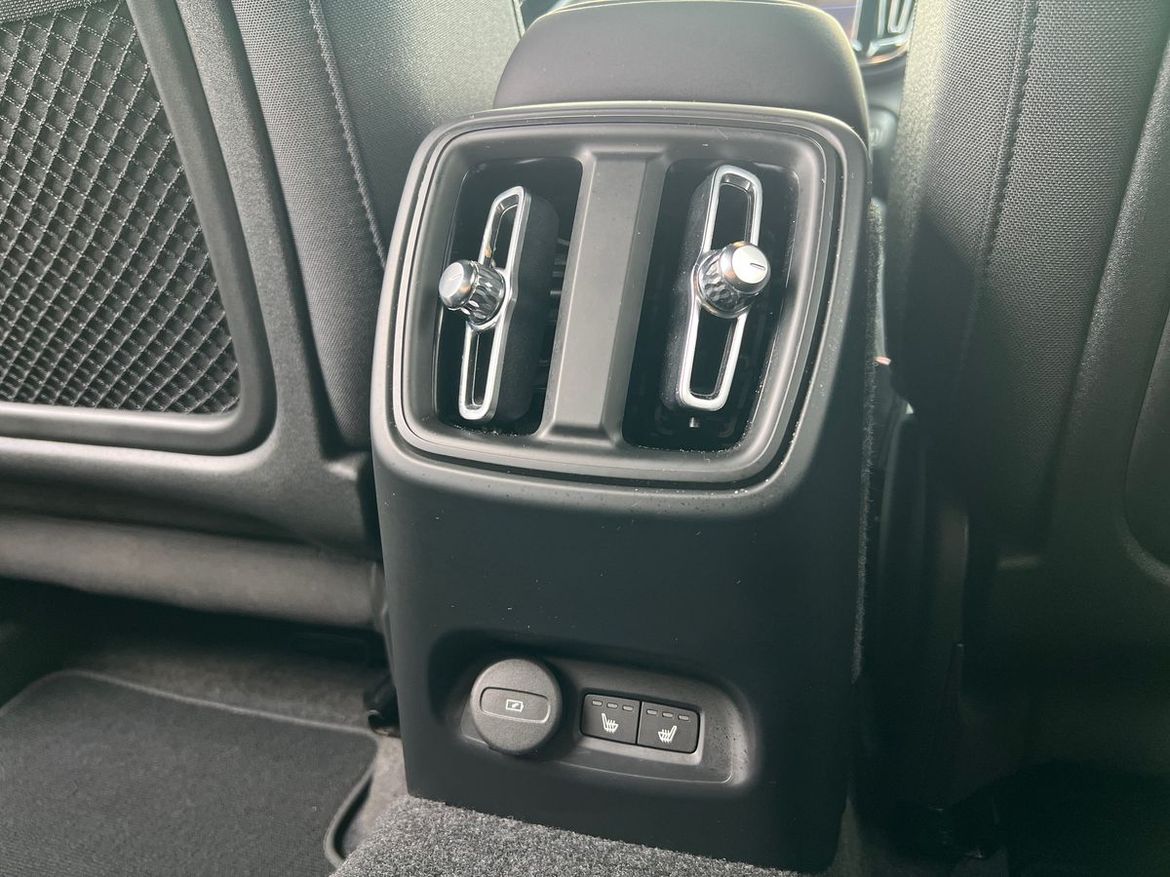 Volvo XC40 2024 - miniatyr 22