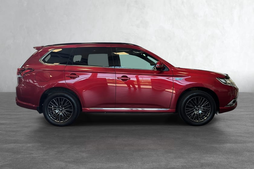 Bilde 4 av Mitsubishi Outlander PHEV S-Edition 224 HK,Skinn,H.feste,Soltak, Ny Norge
