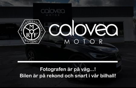 Tesla Model Y Standard Range RWD 299 hk Automat - Panorama, Drag