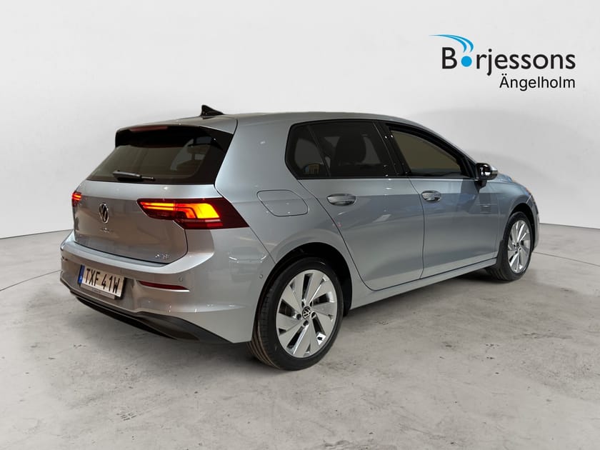Bild 3 av Volkswagen Golf Life Edition 1,5 eTSI 150hk DSG7