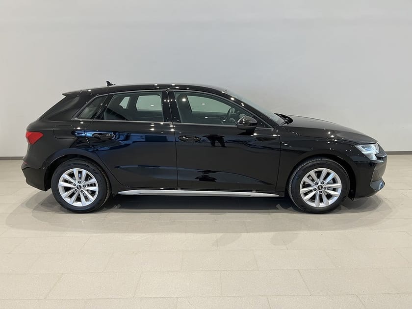 Bild 3 av Audi A3 Sportback 35 TFSI PROLINE