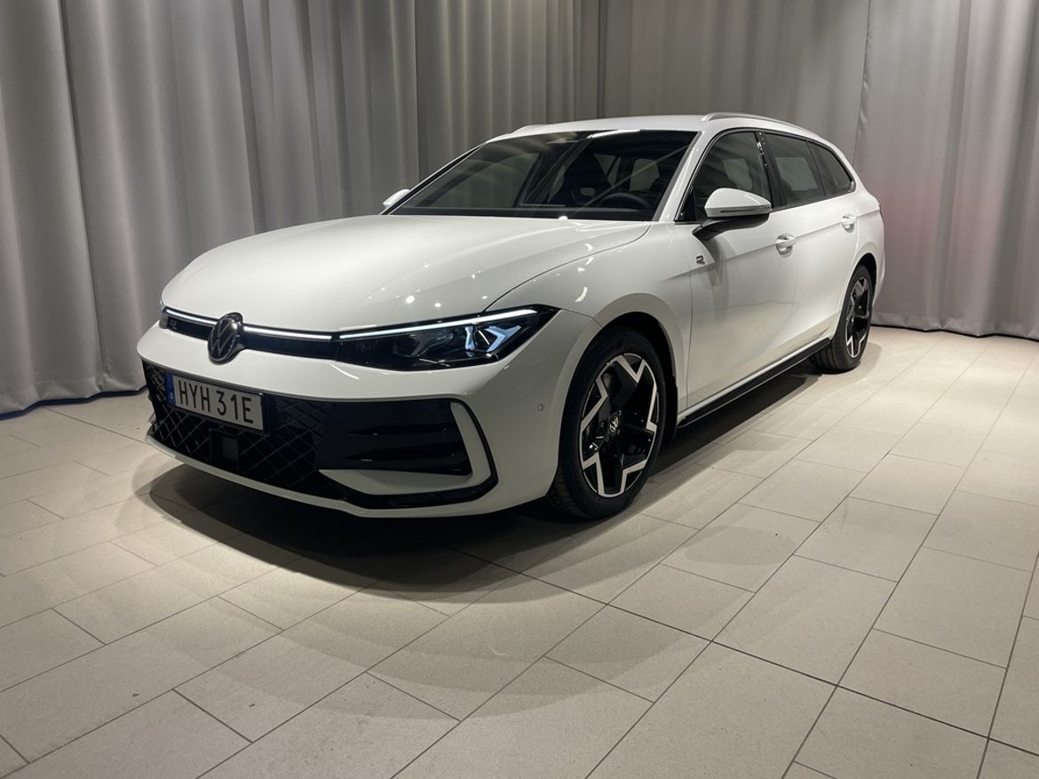 Volkswagen Passat Sportscombi 2.0 TDI DPF SCR 4Motion DSG Sekventiell, 193hk, 2025