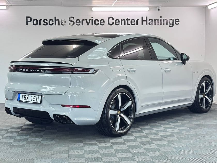 Bild 3 av Porsche Cayenne E-Hybrid Coupé Coupe