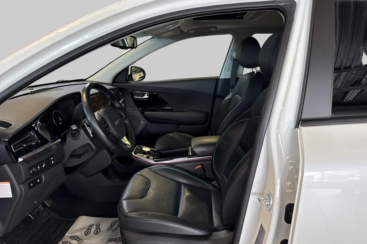 picture of a car