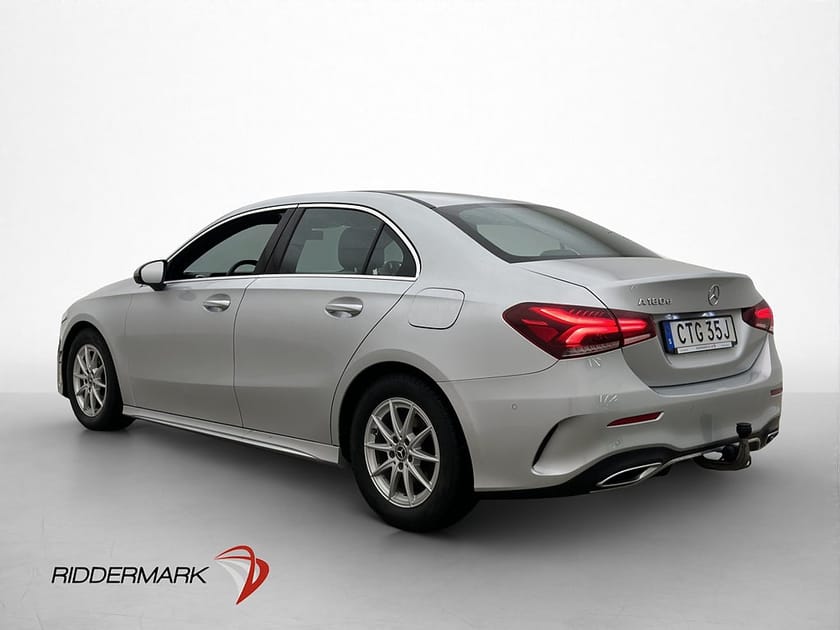 Bild 4 av Mercedes-Benz A 180 d Sedan AMG Sport Pano Wide Värm Drag CarPlay