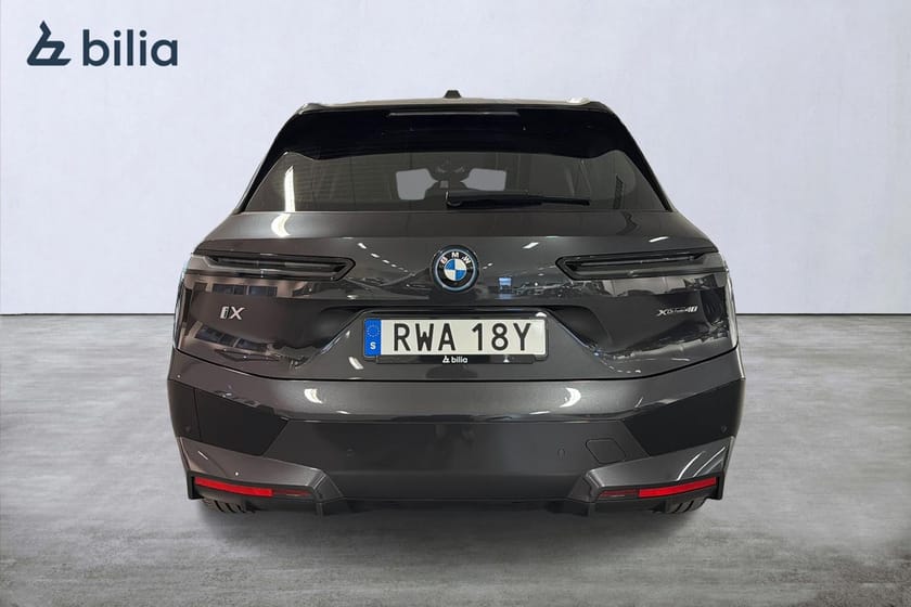 Bild 5 av BMW iX xDrive40 Sportline | Comfort | Drag | H&K | Backkamera