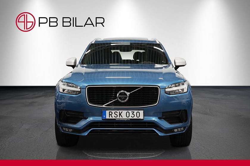 Bild 3 av Volvo XC90 D5 AWD 235hk R-Design 7-Sits Pano 360° Drag VOC BLIS