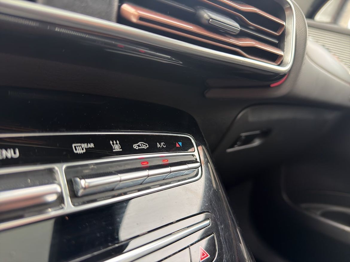 Mercedes-Benz EQC 400 4MATIC, bild 16 av 20