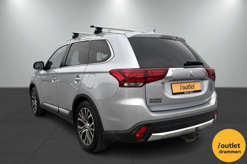 Bilde 3 av Mitsubishi Outlander Navi / HiFi / LAV KM