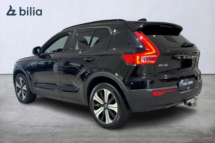 Bild 2 av Volvo XC40 Recharge Core. Dragkrok.