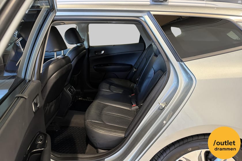 Bilde 3 av Kia Optima Sport Wagon Plug-in Hybrid / Skinn/ Harman Kardon / Glasstak /