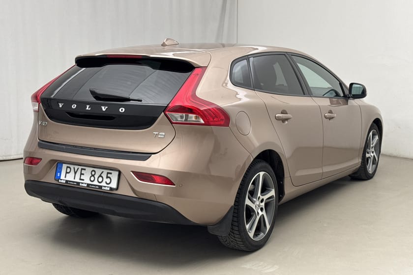 Bild 3 av Volvo V40 T2 (122hk) Business Advanced  Värmare Nyservad