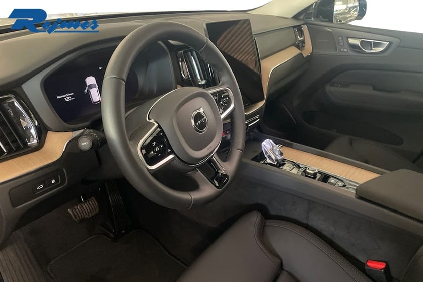 Bild 2 av Volvo XC60 T6 Plus Dark Nordic Edition