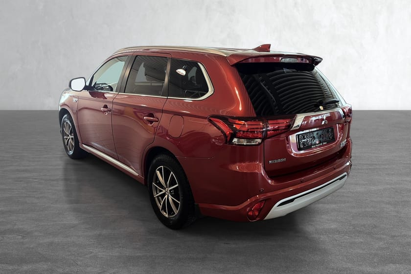 Bilde 2 av Mitsubishi Outlander PHEV 224 HK 4WD Instyle+