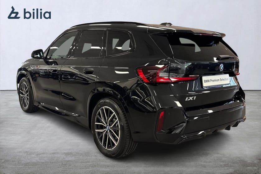 Bild 2 av BMW iX1 xDrive30 xDrive 30 M-sport | Drag | Head-up | Aktiv farth. | 360