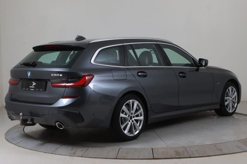 Bilde 4 av BMW 330e xDrive Touring eDrive M Sport (K) ACC/Krok/360º
