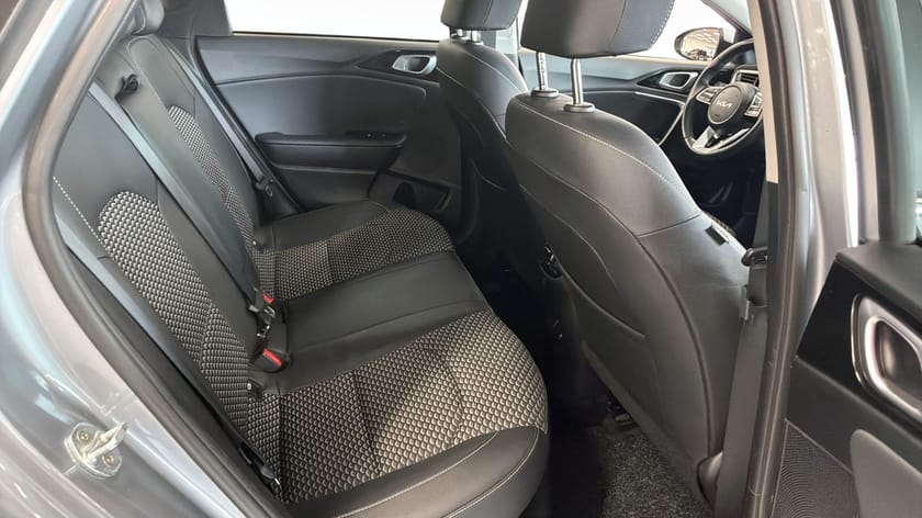 Bild 5 av Kia Ceed Sportswagon Plug-in Hybrid ADVANCE / CARPLAY /