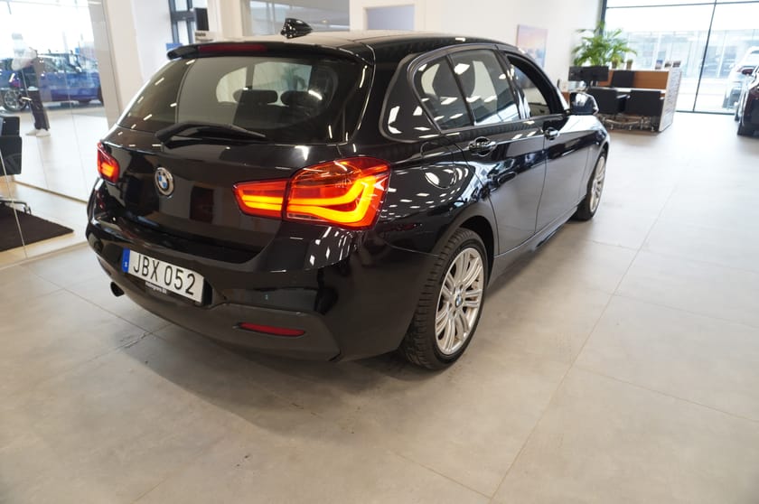 Bild 5 av BMW 118i M-Sport HiFi PDC LED 136hk