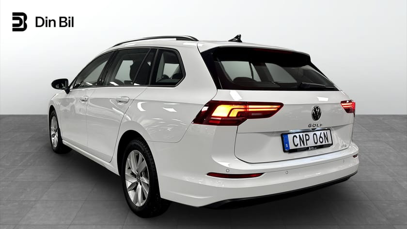 Bild 3 av Volkswagen Golf Sportscombi eTSI 150hk Drag&värmare