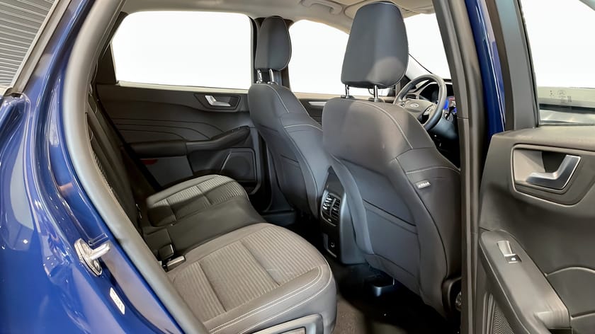 Bild 5 av Ford Kuga Plug-In Hybrid Titanium 2,5 PHEV 225hk | Dragkrok |