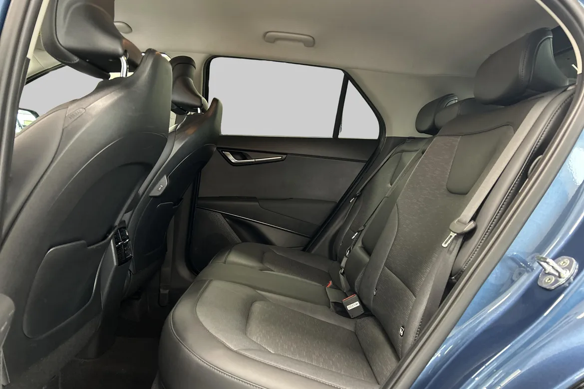 picture of a car