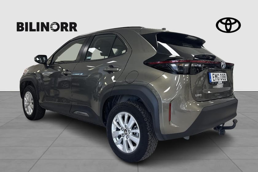 Bild 3 av Toyota Yaris Cross Hybrid AWD-i 1,5 ACTIVE - DRAGKROK
