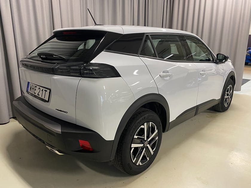 Bild 5 av Peugeot 2008 HYBRID 136 Style 145hk Automat. CarPlay