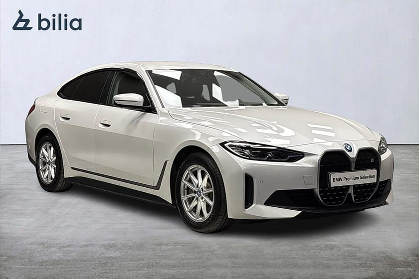 Bild 1 av BMW i4 eDrive40 Gran Coupé eDrive40-Rattvärme-Dragkrok-360 Kamera-Tonade Rutor