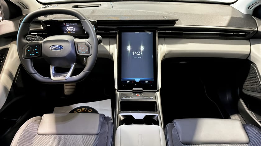 Bild 4 av Ford Explorer EV Extended Range RWD Long 286Hk Bus.Edition  Demo