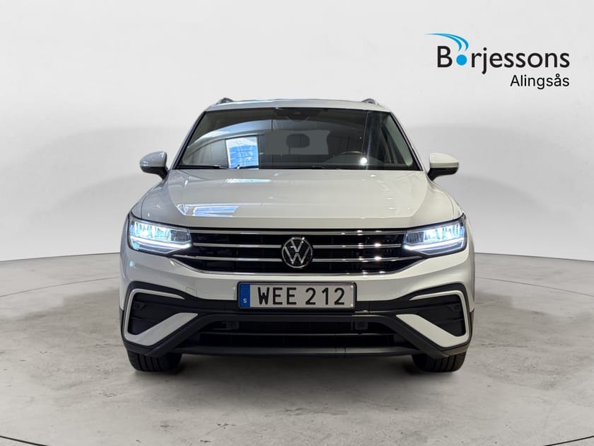 Bild 5 av Volkswagen Tiguan Allspace 7-sätes TSI 150hk Drag/Backkamera/Cockpit