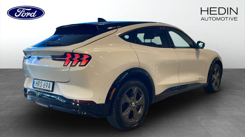 Bild 2 av Ford Mustang Mach-E Standard Range AWD 269hk Teknikpaket + | B&O | Panorama