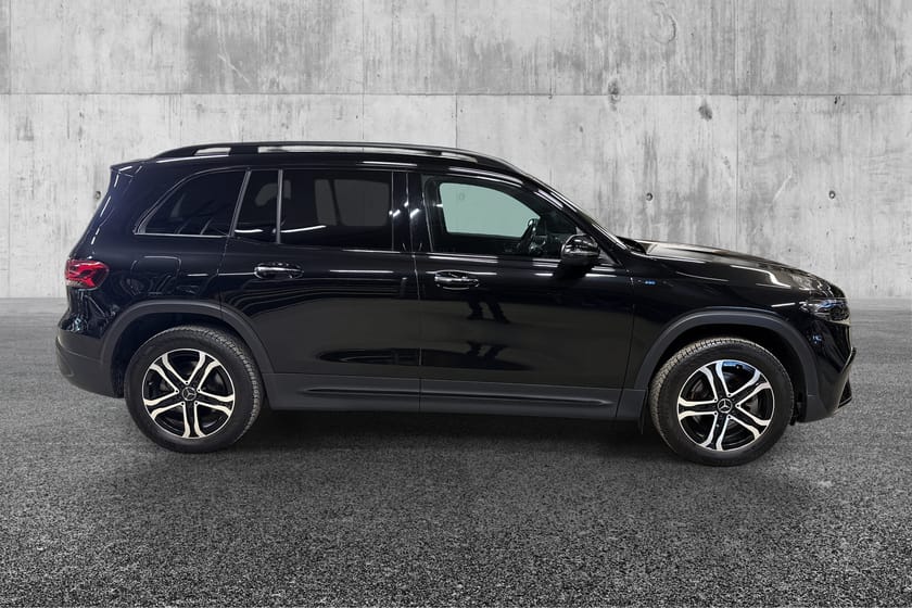 Bilde 4 av Mercedes-Benz EQB 300 4MATIC Amg line//4Matic//Memory//7seter//Nattpakke//