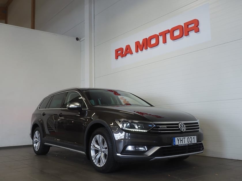 Bild 3 av Volkswagen Passat Alltrack 2.0 TDI 190hk 4Motion | D-värm | Drag | Backkamera |