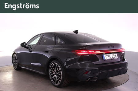 Audi A5 Sedan e-hybrid quattro