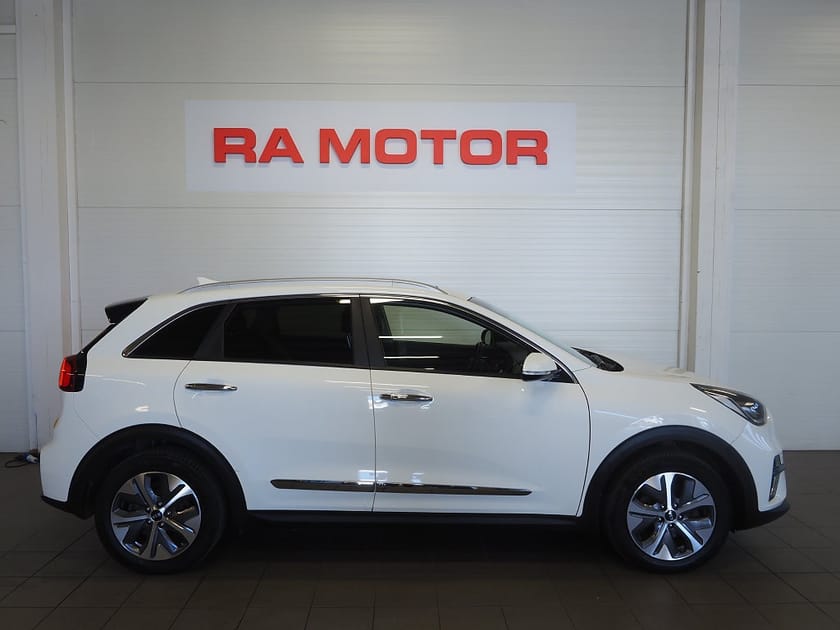 Bild 4 av Kia e-Niro e- 64 kWh Advance Plus Tech Taklucka JBL Navi Läder