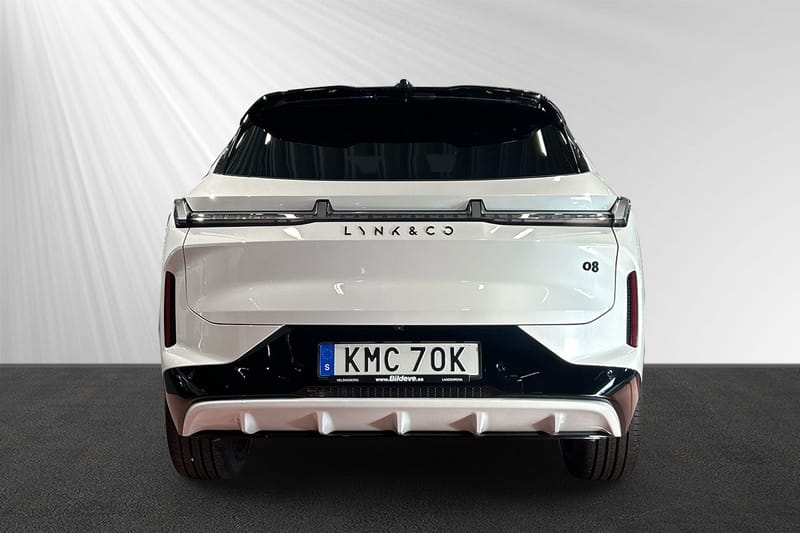 Lynk & Co 08 PHEV
