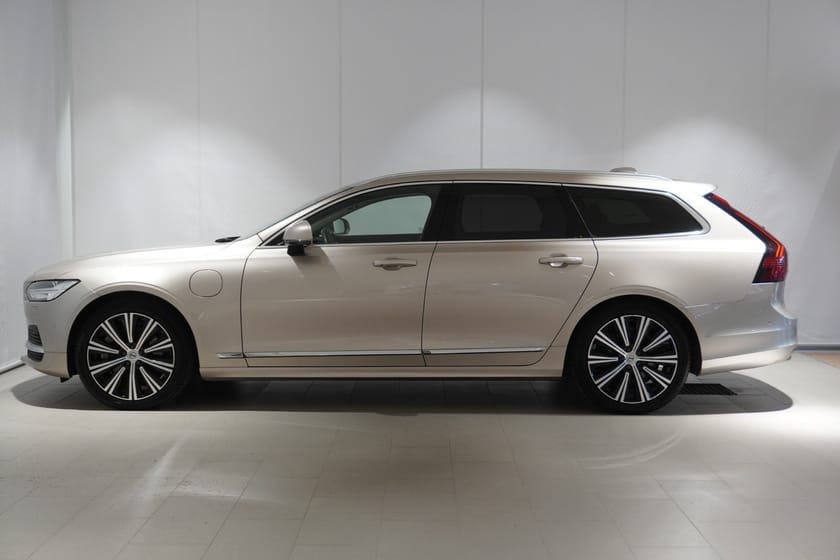Bilde 3 av Volvo V90 T6 350hk AWD Plus Bright PANORAMA,KROK,SKINN,H&K,360
