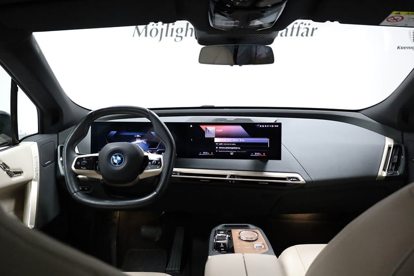 Bild 4 av BMW iX xDrive50 | Comfort | Panorama | Dragkrok | HK