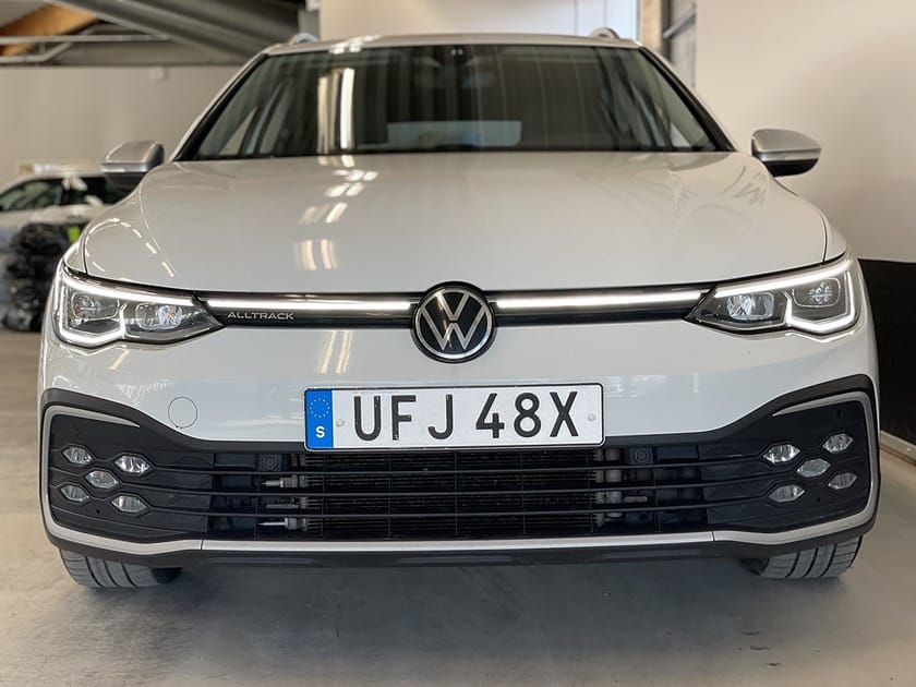 Bild 3 av Volkswagen Golf Alltrack 2.0 TSI 140hk Drag Vämare Car-Play