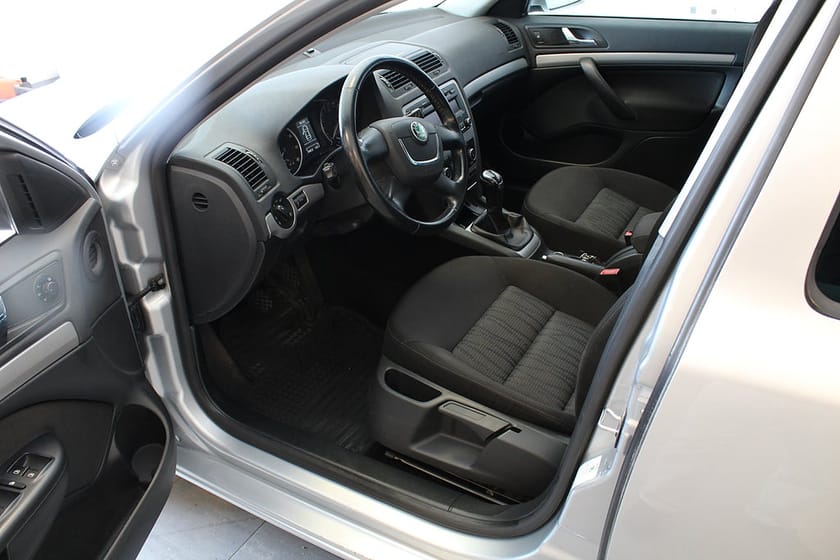 Bild 4 av Škoda Octavia Kombi Skoda II 1.8 TSI 4X4 (160hk) *Drag, Vhjul*