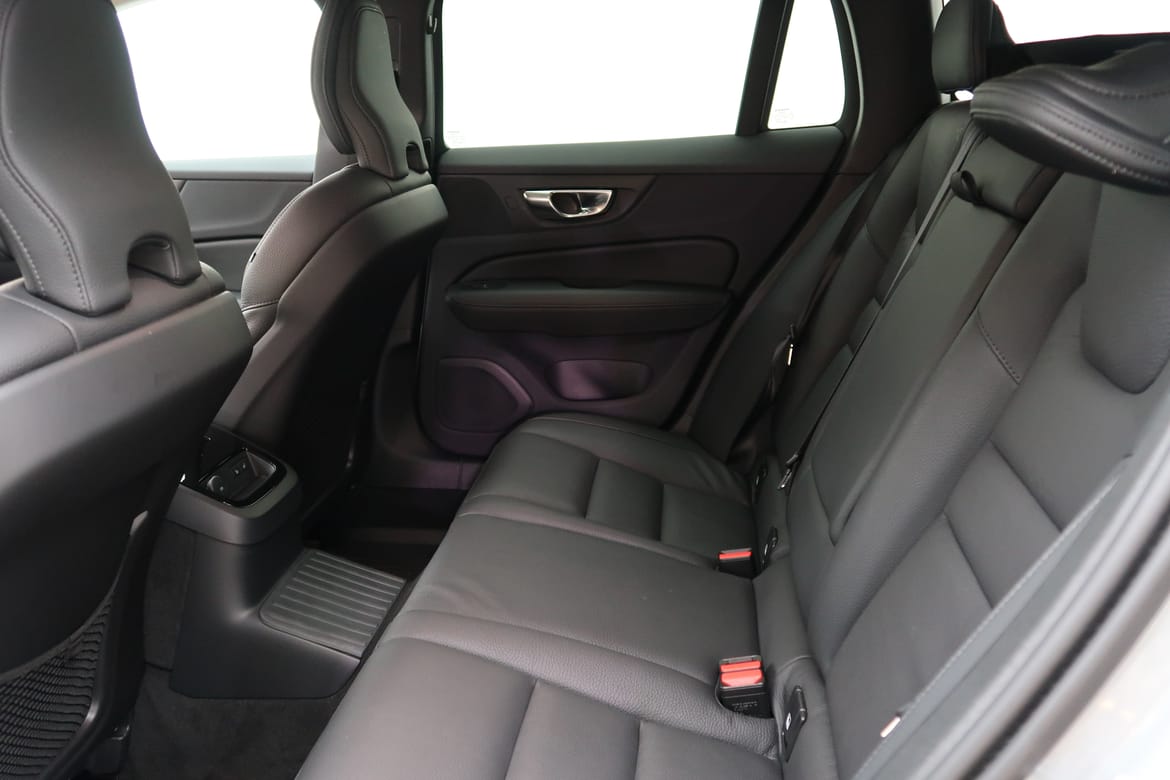 Volvo V60 2025 - miniatyr 5