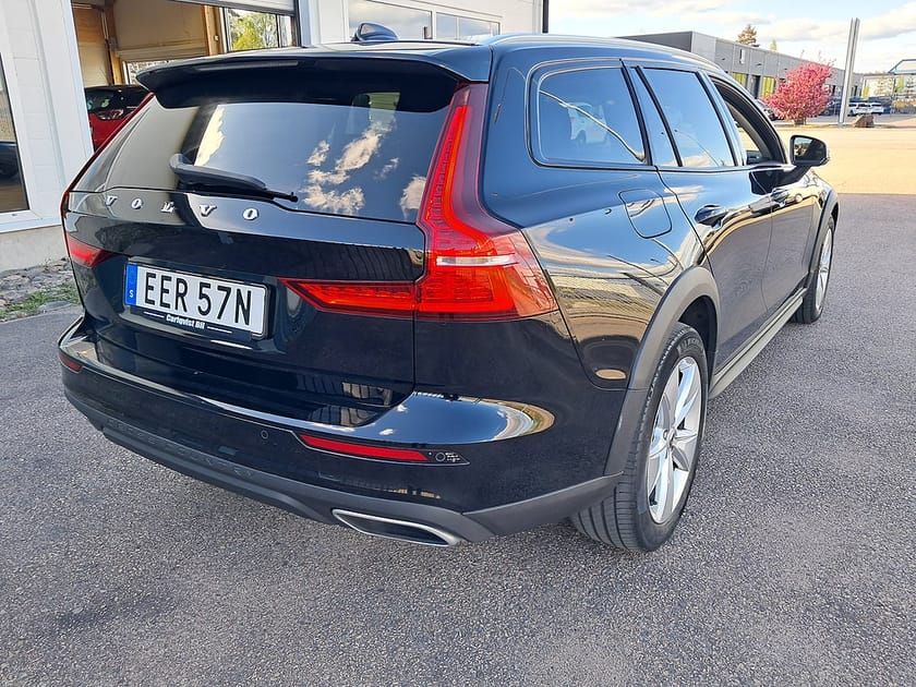 Bild 4 av Volvo V60 Cross Country B4 MILDHYBRID AWD 197HK 4x4 Advanced Läder