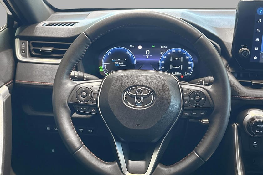 Bilde 3 av Toyota RAV4 Plug-in Hybrid AWD Automat