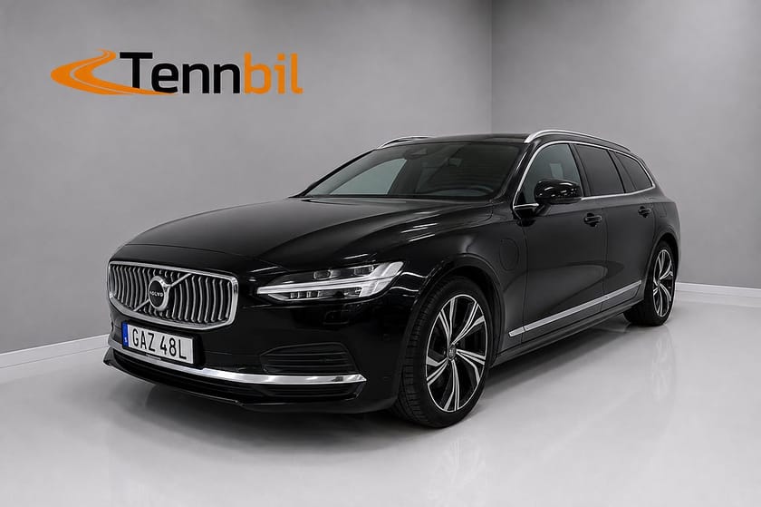 Bild 1 av Volvo V90 Recharge T6 AWD Momentum Adv P-värmare Kamera Carplay