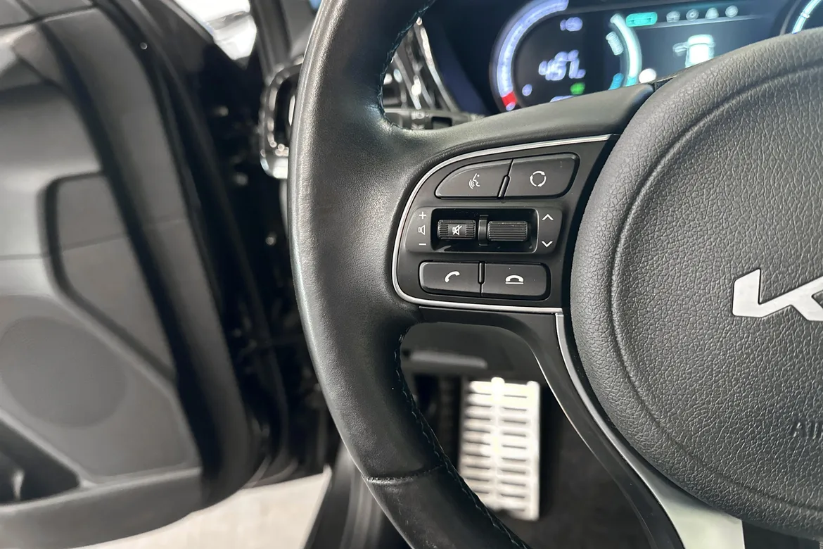 picture of a car