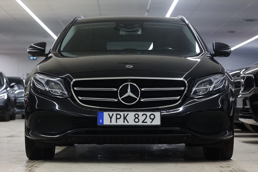 Bild 5 av Mercedes-Benz E 220 T d 194hk Avantgarde HUD 360 Drag Läder