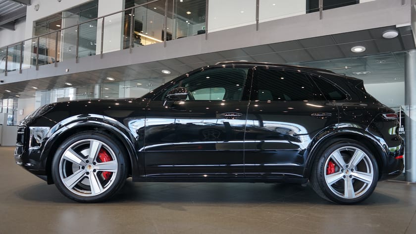 Bild 2 av Porsche Cayenne S E-Hybrid 