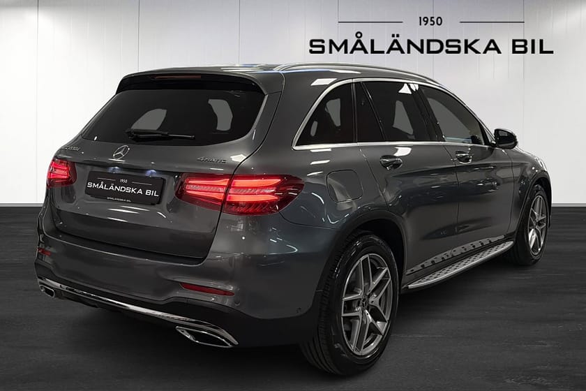 Bild 4 av Mercedes-Benz GLC 220 d 4MATIC AMG Line Panorama Drag 170hk