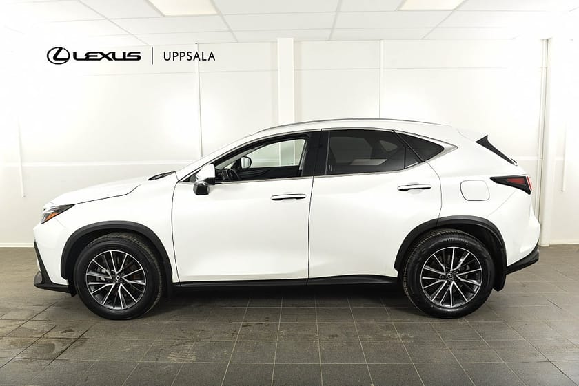 Bild 2 av Lexus NX 450h+ NX450H+  Executive Teknikpaket Drag Plug-In